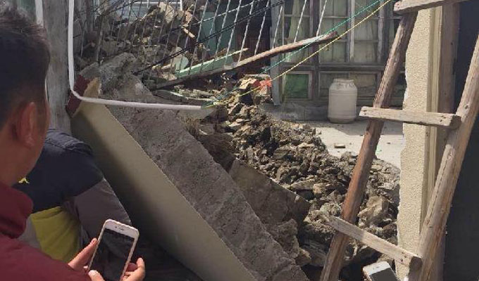 西藏日喀则聂拉木县部分房屋倒塌