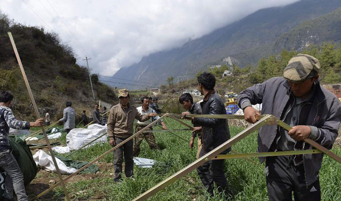 西藏抗震救灾: 吉隆县萨勒乡灾区见闻
