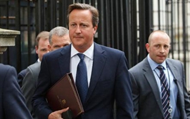 英国：大选临近 卡梅伦赢得最后电视辩论