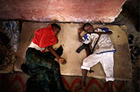 索马里：持枪的孩子（高清)