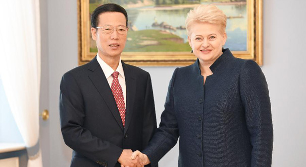 张高丽会见立陶宛总统