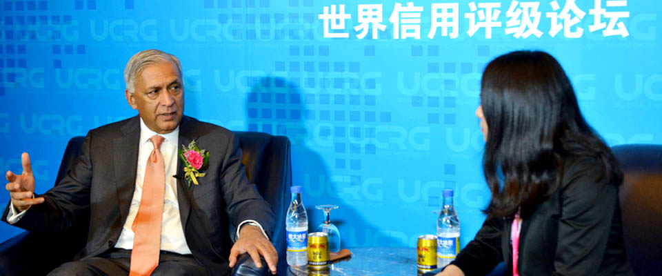 巴基斯坦前总理阿齐兹在首届世界信用评级论坛期间接受新华网独家专访