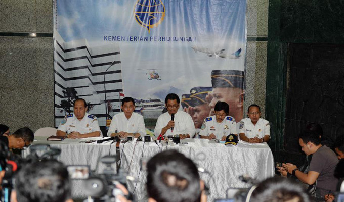 印尼交通部：失联客机已被发现坠毁