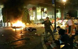 泰国曼谷发生爆炸 多段视频记录爆炸瞬间