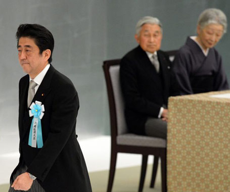 日本站在十字路口