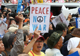 法西斯不可容忍！