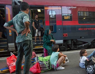 联合国难民署呼吁欧盟共同应对难民潮