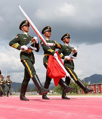 英学者：阅兵是为让战争不再重演