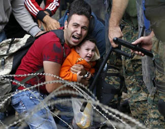 难民涌来 欧洲是拒还是迎