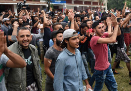 土耳其：难民等待进入欧洲