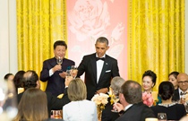 習近平和彭麗媛出席奧巴馬總統舉行的歡迎宴會
