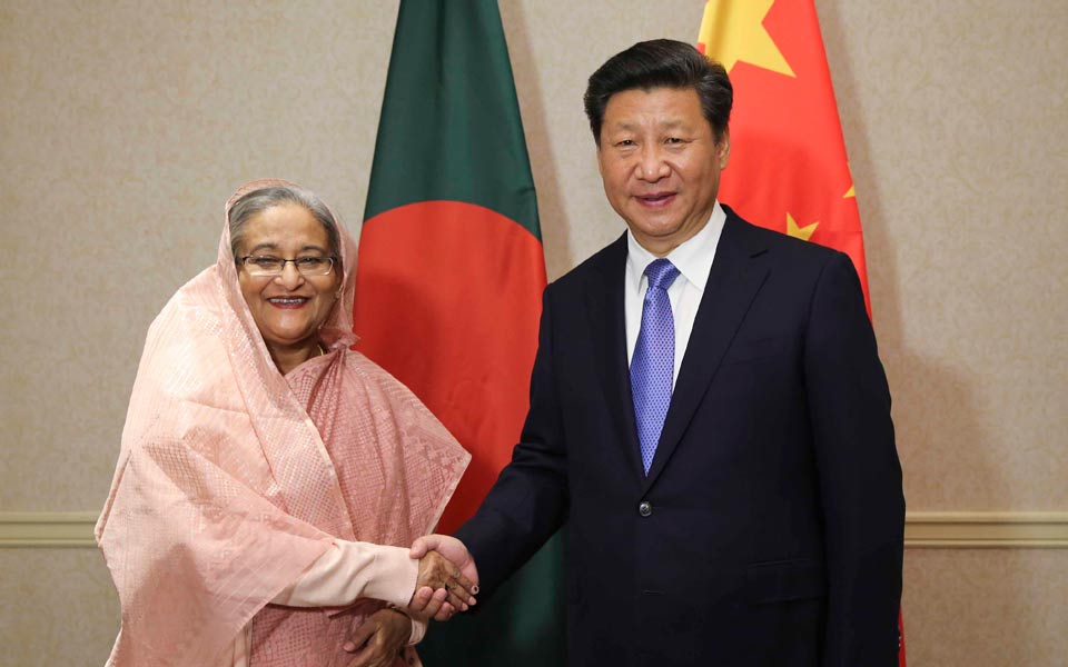 习近平会见孟加拉国总理哈西娜