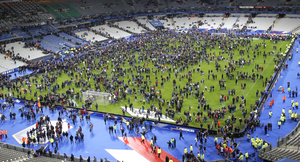 法国巴黎发生重大袭击_新华国际_新华网