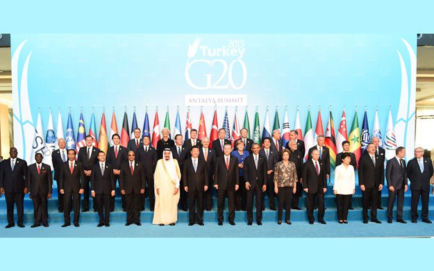 习近平出席G20安塔利亚峰会领导人集体合影