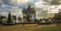 入境老挝中国游客数去年猛增七成