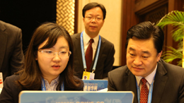 新华网正在紧张准备网络直播