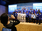 第二届世界互联网大会志愿者合影留念