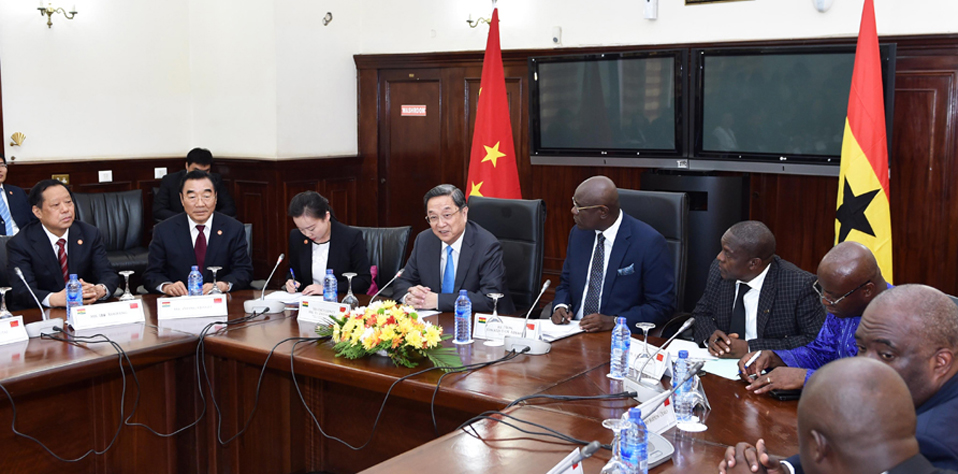 俞正声同加纳议长阿伽霍会谈