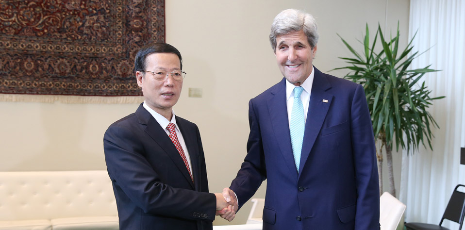 张高丽会见美国国务卿克里