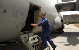 埃及：客机搜寻工作持续进行