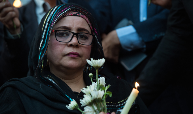 烛光悼念埃航失事飞机遇难者