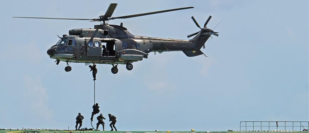 东盟防长扩大会议海上安全与反恐联合演习进入第二阶段（组图）