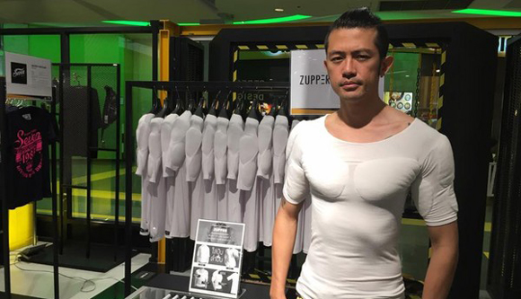 泰国"肌肉内衣"穿上一秒变猛男 网友:跪求代购(图)