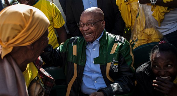 南非总统祖马进行挨家挨户拜访 为8月份大选准