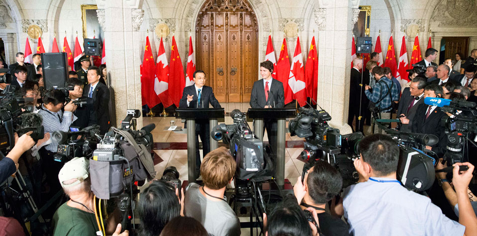 李克強與加拿大總理特魯多共同會見記者