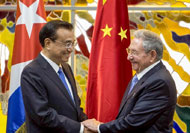 李克强同古巴国务委员会主席兼部长会议主席举行会谈