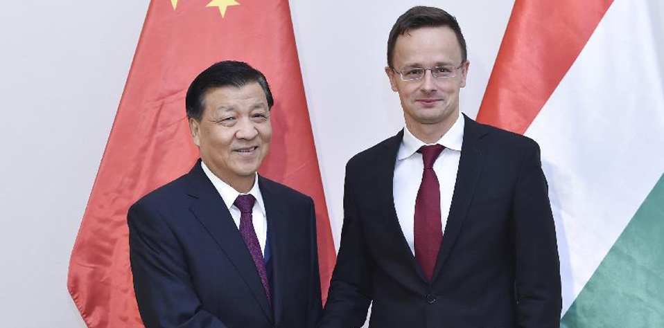 刘云山会见匈牙利外交与对外经济部部长西亚尔托