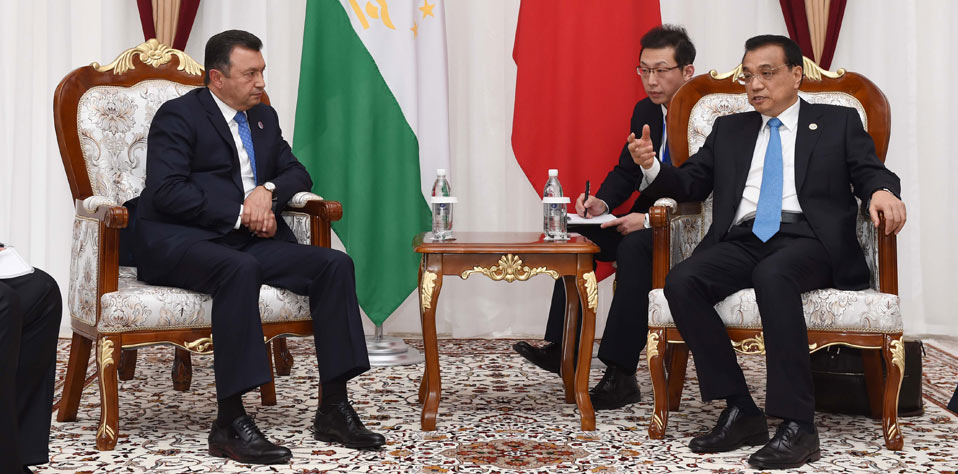 李克强会见塔吉克斯坦总理拉苏尔佐达