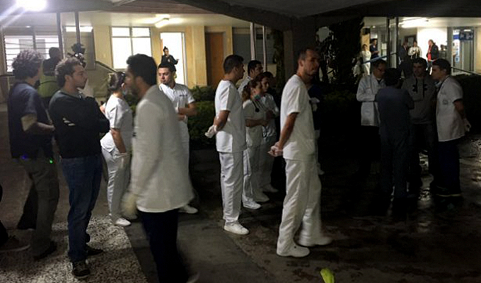 一架载有巴西足球队员的飞机在哥伦比亚失事_