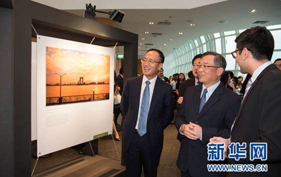 中国-东盟25周年摄影展在新加坡开幕