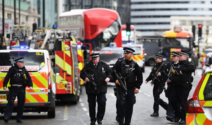 英國議會大廈附近發生“恐怖襲擊”事件
