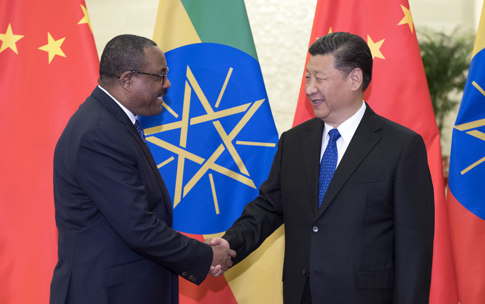 习近平会见埃塞俄比亚总理海尔马里亚姆