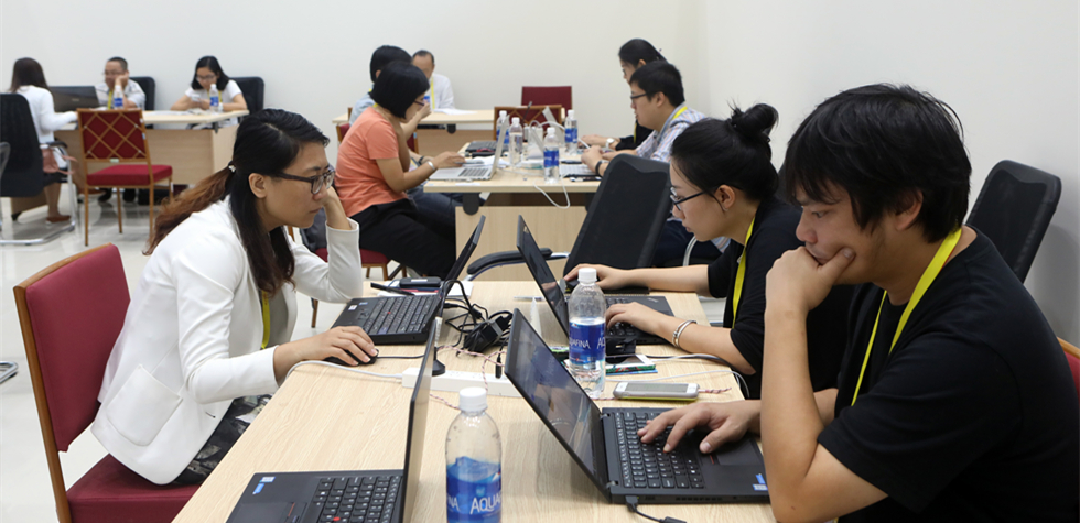 来自全球超过2600名媒体记者投入报道工作