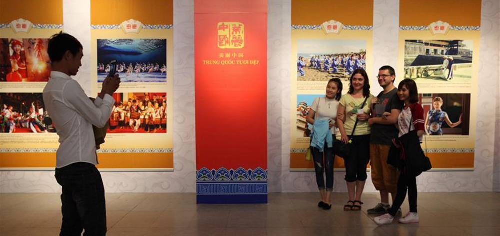“美丽中国　美丽越南”图片展在越举行
