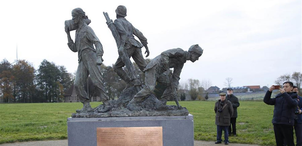 一战华工纪念雕像在比利时揭幕
