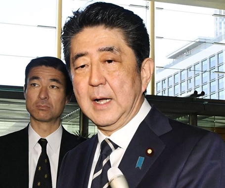 日政府内部关于安倍是否出席意见不统一