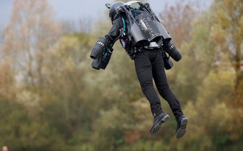 吉尼斯世界纪录日：&ldquo;钢铁侠&rdquo;飞行衣最快时速