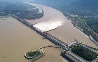 三峽大壩：洪峰過境