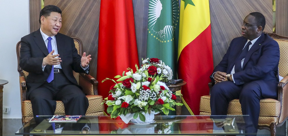 习近平同塞内加尔总统萨勒举行会谈