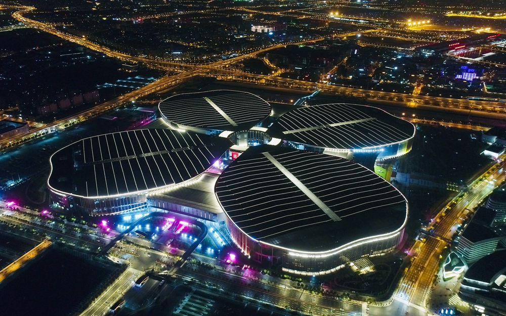 "国展中心"流光溢彩