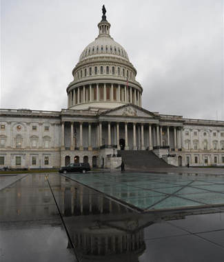 2018,“裂变”的美国