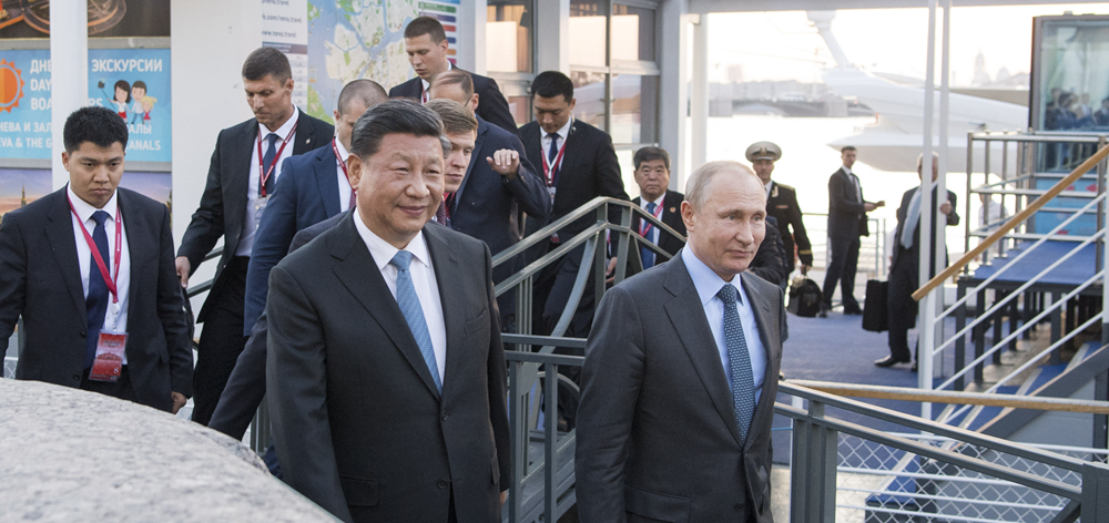 习近平同俄罗斯总统普京在圣彼得堡再次举行会晤