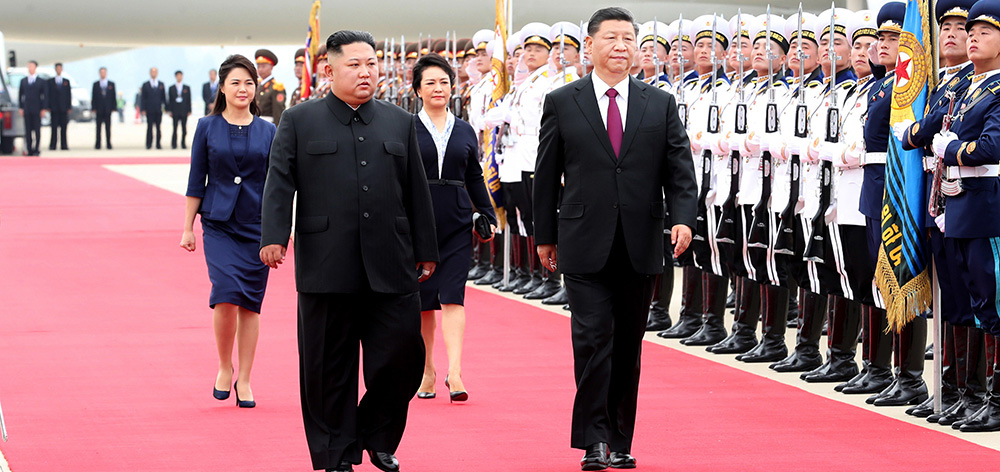 习近平抵达平壤开始对朝鲜民主主义人民共和国进行国事访问