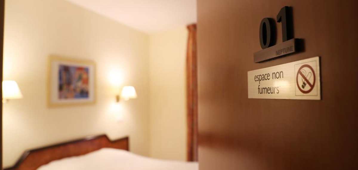 在法兰西探寻民族复兴梦的中国青年