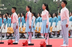 听共青团员和少先队员的心声：请党放心，强国有我！