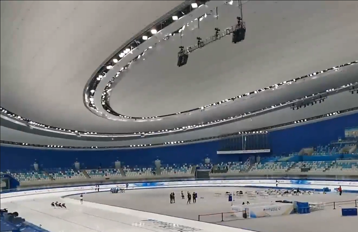 全球连线丨（走近冬奥）中外选手齐赞&ldquo;冰丝带&rdquo;